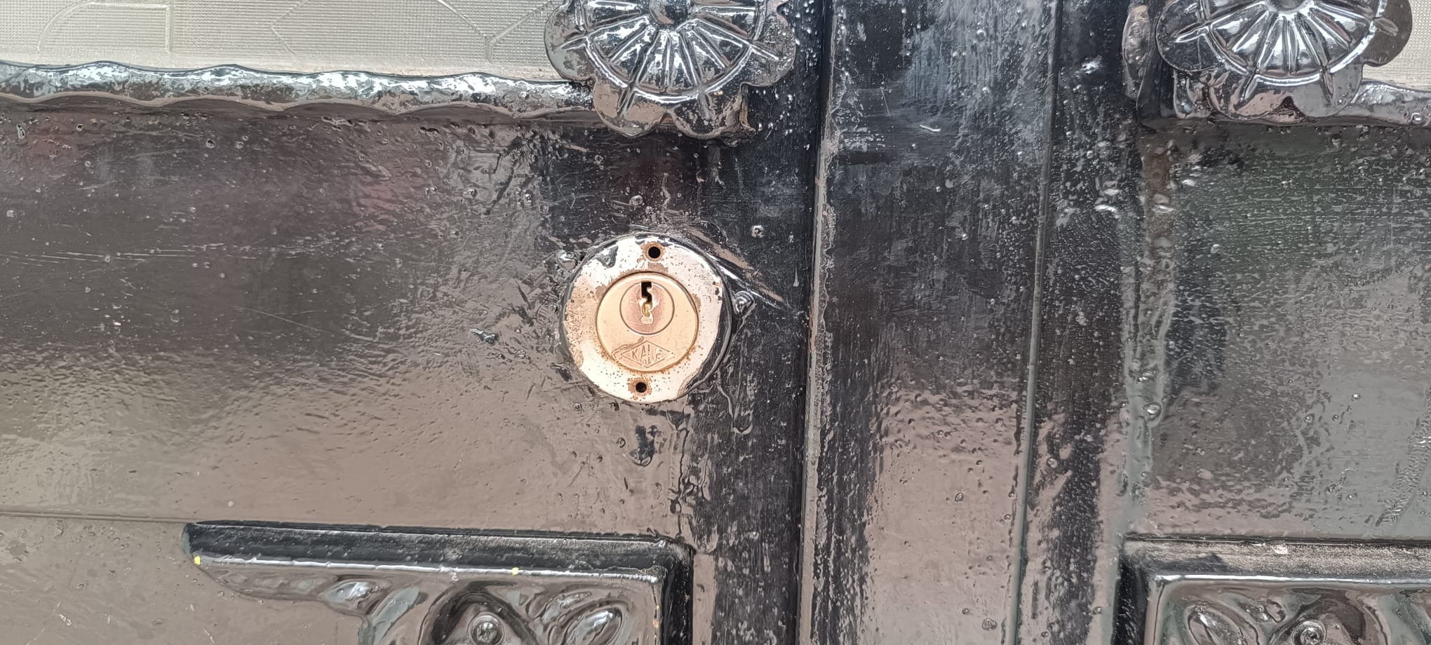 Dokuma çilingir kapı açma servisi, Kepez anahtarcı