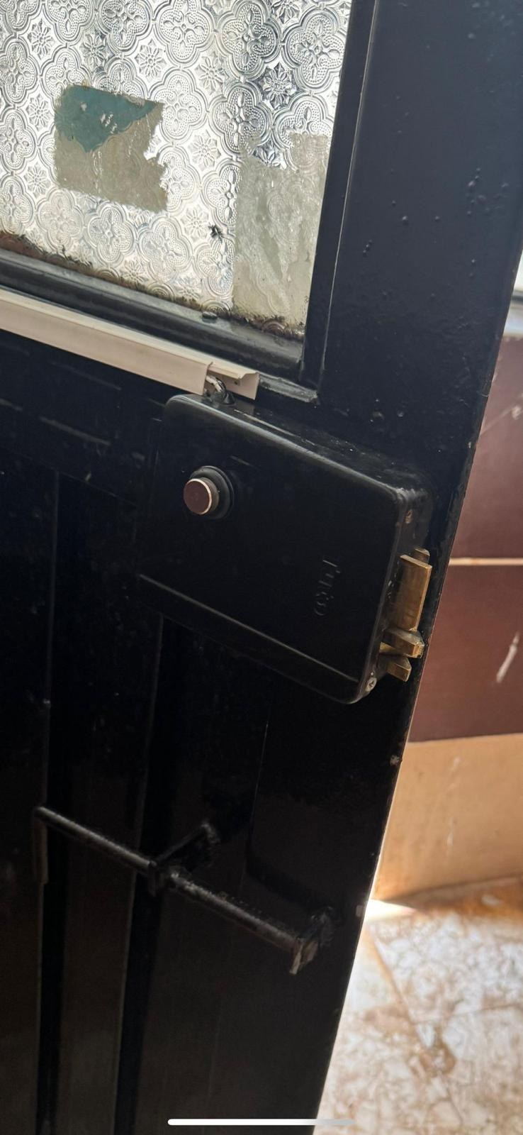 Güzeloba çilingir kapı açma servisi, Muratpaşa anahtarcı